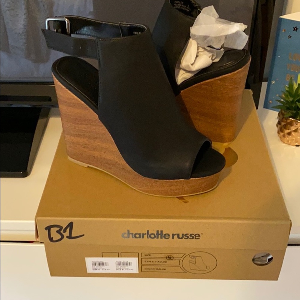 Charlotte Russe black wedges